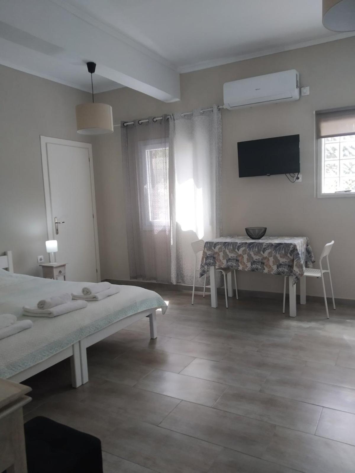 Trousas Apartments Рода Екстериор снимка