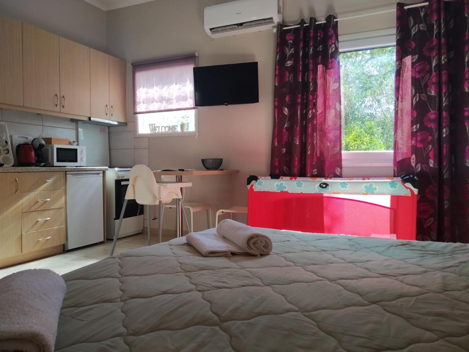 Trousas Apartments Рода Екстериор снимка