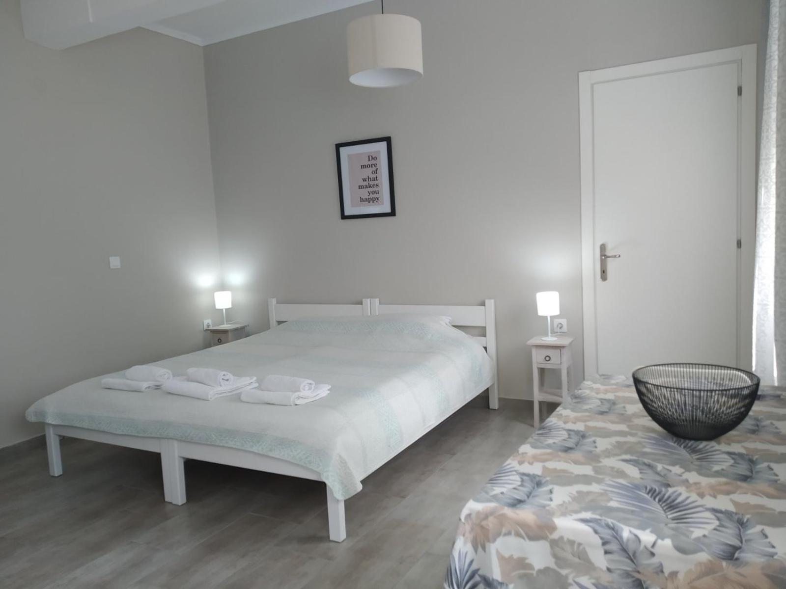 Trousas Apartments Рода Екстериор снимка