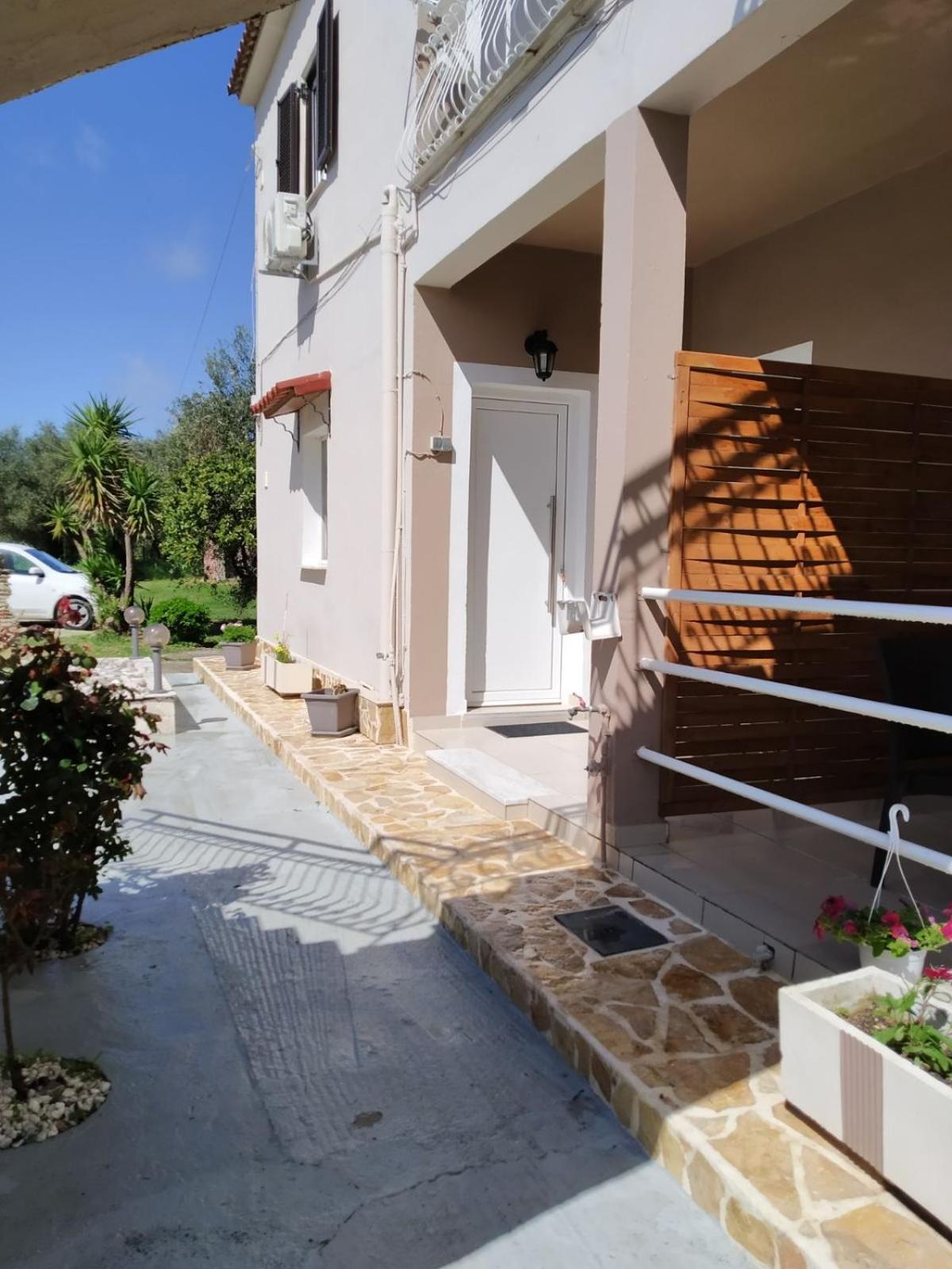 Trousas Apartments Рода Екстериор снимка