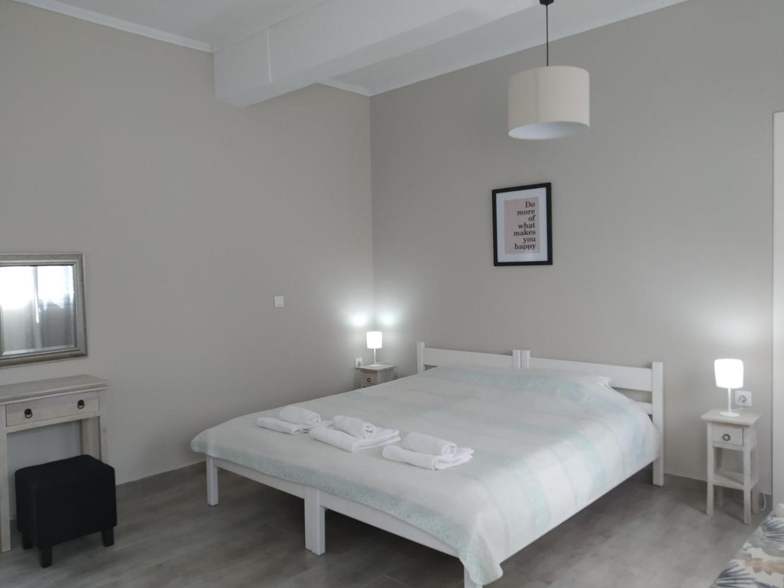Trousas Apartments Рода Екстериор снимка